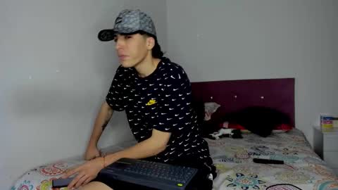 heellboy_ online show from 23, 2, 2026