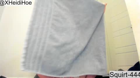 Snapshot of heidiandfriends chatting on 18, 2, 2026 Manyvids online show from 18, 2, 2026