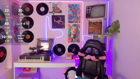 Snapshot of heidy_palmer chatting on 22, 11, 2025 Sara online show from 22, 11, 2025