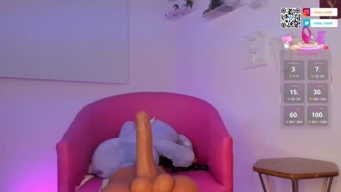 Helen Vidall online show from 25, 10, 2025