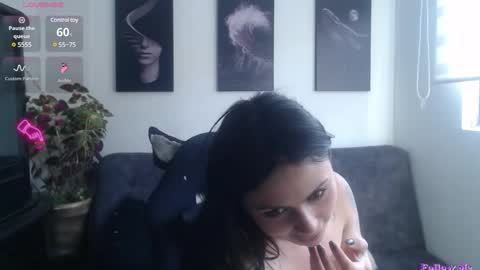 HELENA  online show from 19, 9, 2025