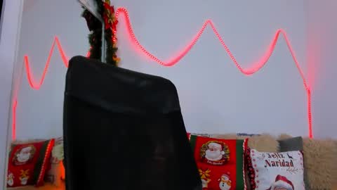 Helena Santos  online show from 28, 11, 2025