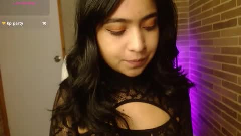 Snapshot of helenacyruss666 chatting on 19, 2, 2026 Only 18 cyrus online show from 19, 2, 2026