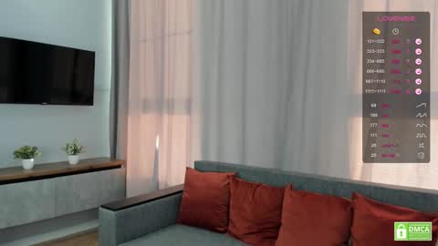 Sarah  here Help to make 100 thumbs up  online show from 9, 2, 2025