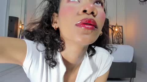   online show from 19, 12, 2024