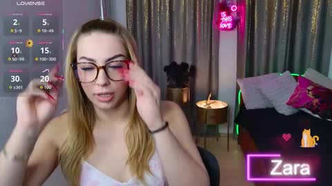 Snapshot of heleneengel chatting on 29, 11, 2025 heleneengel online show from 29, 11, 2025