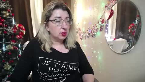 helenenigma online show from 31, 12, 2024