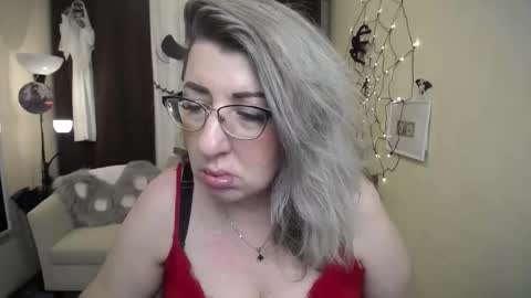 helenenigma online show from 29, 10, 2025