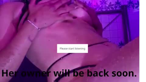 Snapshot of helenjoness_ chatting on 8, 10, 2025 online show from 8, 10, 2025