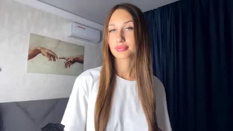 Chloe online show from 29, 9, 2025