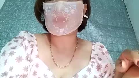 Snapshot of helenna_00 chatting on 13, 9, 2025 helenna_00 online show from 13, 9, 2025