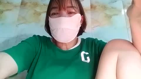 Snapshot of helenna_00 chatting on 11, 10, 2025 helenna_00 online show from 11, 10, 2025