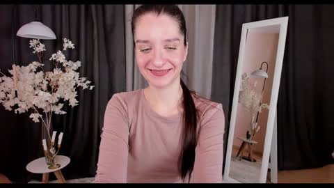 Helen online show from 30, 1, 2025