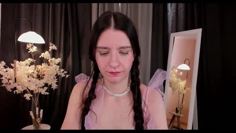 Helen online show from 1, 2, 2025