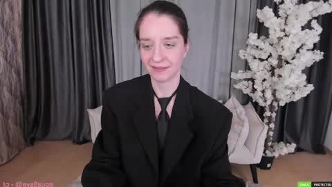 Helen online show from 12, 3, 2025