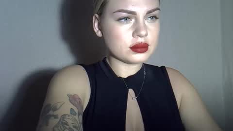 helga_now online show from 14, 9, 2025