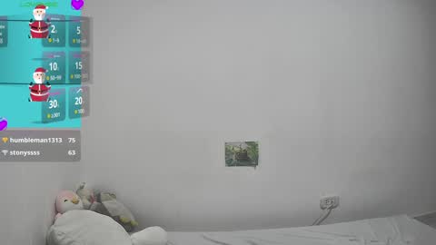 Snapshot of helia_n_amy chatting on 30, 12, 2024 Helia Transfem and Amy online show from 30, 12, 2024