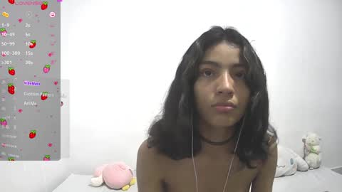 Snapshot of helia_n_amy chatting on 13, 1, 2025 Helia Transfem and Amy online show from 13, 1, 2025