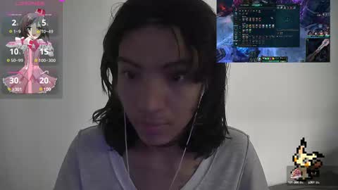 Snapshot of helia_n_amy chatting on 9, 2, 2025 Helia Transfem and Amy online show from 9, 2, 2025