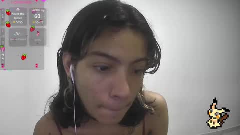 Snapshot of helia_n_amy chatting on 13, 2, 2025 Helia Transfem and Amy online show from 13, 2, 2025
