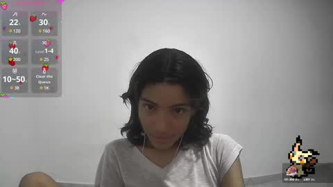 Snapshot of helia_n_amy chatting on 14, 2, 2025 Helia Transfem and Amy online show from 14, 2, 2025