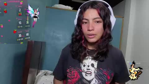 Snapshot of helia_n_amy chatting on 11, 10, 2025 Helia Transfem and Amy online show from 11, 10, 2025