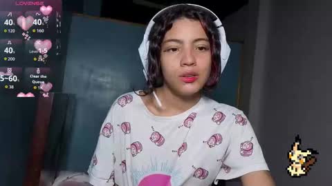 Snapshot of helia_n_amy chatting on 5, 11, 2025 Helia Transfem and Amy online show from 5, 11, 2025