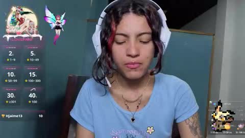 Snapshot of helia_n_amy chatting on 14, 11, 2025 Helia Transfem and Amy online show from 14, 11, 2025