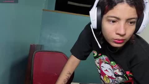 Snapshot of helia_n_amy chatting on 16, 11, 2025 Helia Transfem and Amy online show from 16, 11, 2025