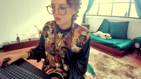 Heliconia online show from 10, 2, 2026