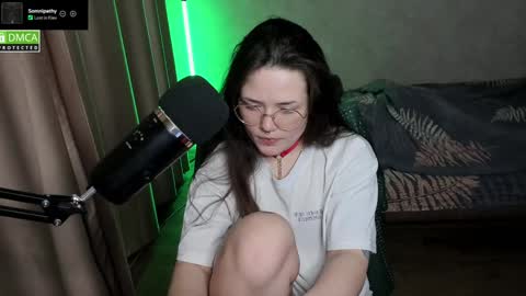 Red online show from 8, 12, 2024