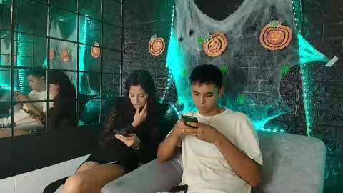 Snapshot of hellanddante_ chatting on 26, 10, 2025 H E L L AND D A N T E online show from 26, 10, 2025