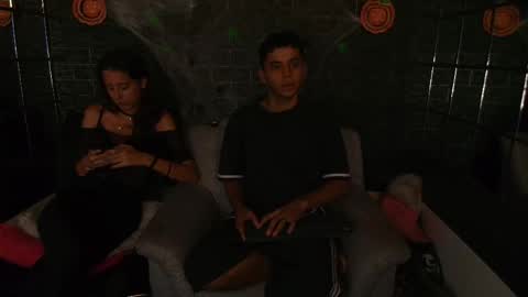 Snapshot of hellanddante_ chatting on 30, 10, 2025 H E L L AND D A N T E online show from 30, 10, 2025