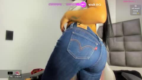 hellen__smith_ online show from 14, 10, 2025