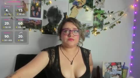 hellen_roseee online show from 9, 9, 2025