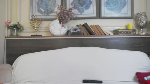 Snapshot of hellendesire chatting on 13, 1, 2025 online show from 13, 1, 2025