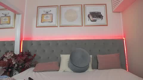 Snapshot of hellendesire chatting on 14, 1, 2025 online show from 14, 1, 2025