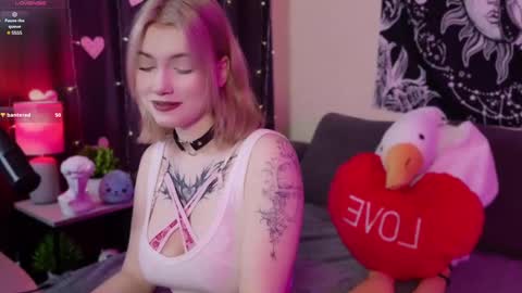 HellenHorny online show from 20, 2, 2025