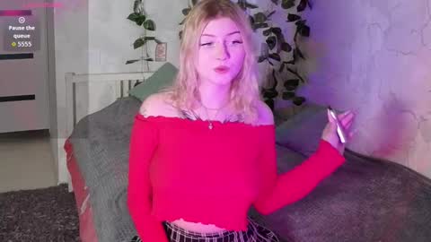 HellenHorny online show from 13, 9, 2025