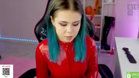 Snapshot of hellokittyalice chatting on 22, 10, 2025 Alice online show from 22, 10, 2025