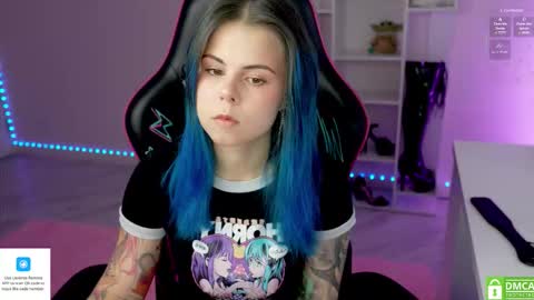 Snapshot of hellokittyalice chatting on 11, 11, 2025 Alice online show from 11, 11, 2025