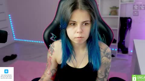 Snapshot of hellokittyalice chatting on 18, 11, 2025 Alice online show from 18, 11, 2025