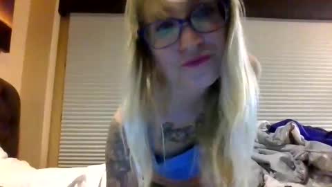 helltoheaven22 online show from 22, 9, 2025