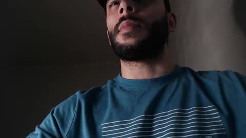 Snapshot of henryaxe chatting on 5, 3, 2026 HenryAxe online show from 5, 3, 2026