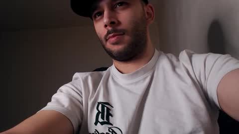 Snapshot of henryaxe chatting on 21, 3, 2026 HenryAxe online show from 21, 3, 2026