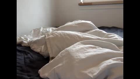 Henryhipster  sub  spank useme new Europe Twink kiss first fit kinky naughty online show from 24, 2, 2026