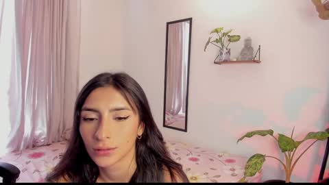 Snapshot of hera_069 chatting on 2, 2, 2025 Hello I am Valentina independent Colombian model I love sensuality and pleasure welcome online show from 2, 2, 2025