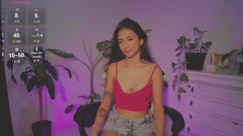 Snapshot of hera_069 chatting on 14, 9, 2025 Hello I am Valentina independent Colombian model I love sensuality and pleasure welcome online show from 14, 9, 2025