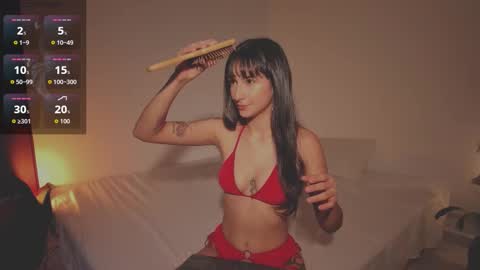 Snapshot of hera_069 chatting on 22, 9, 2025 Hello I am Valentina independent Colombian model I love sensuality and pleasure welcome online show from 22, 9, 2025