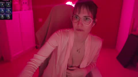 HeraLuna  online show from 12, 1, 2025